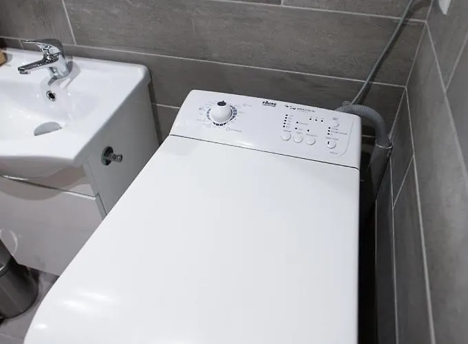 Apartment Zone Pietonne A *